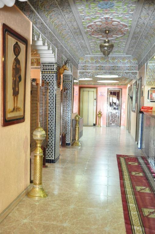 Lixus Hotel 3*